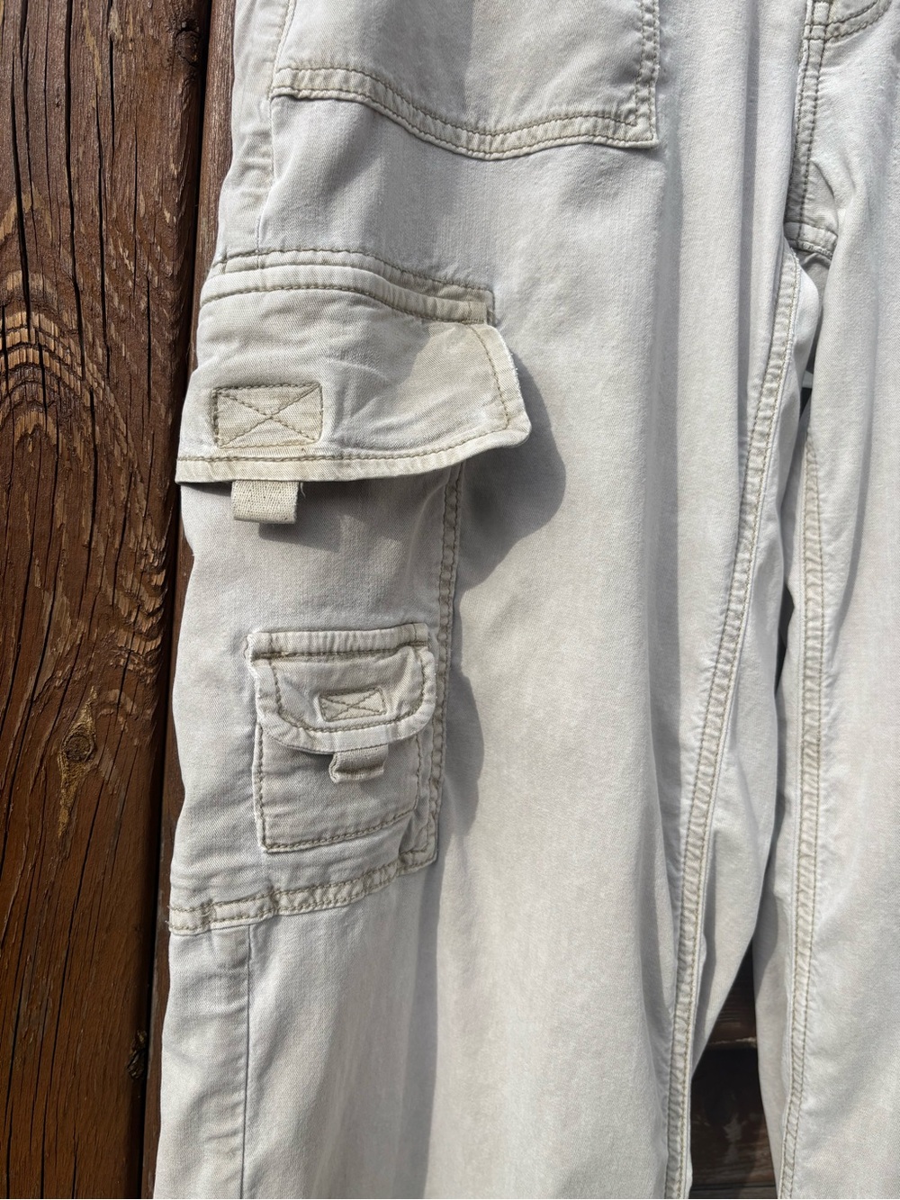 American Eagle Beige Wide-Leg Cargo Pants Ladies sz 6 Y2K Lyocell streetwear 90s - Picture 8 of 15